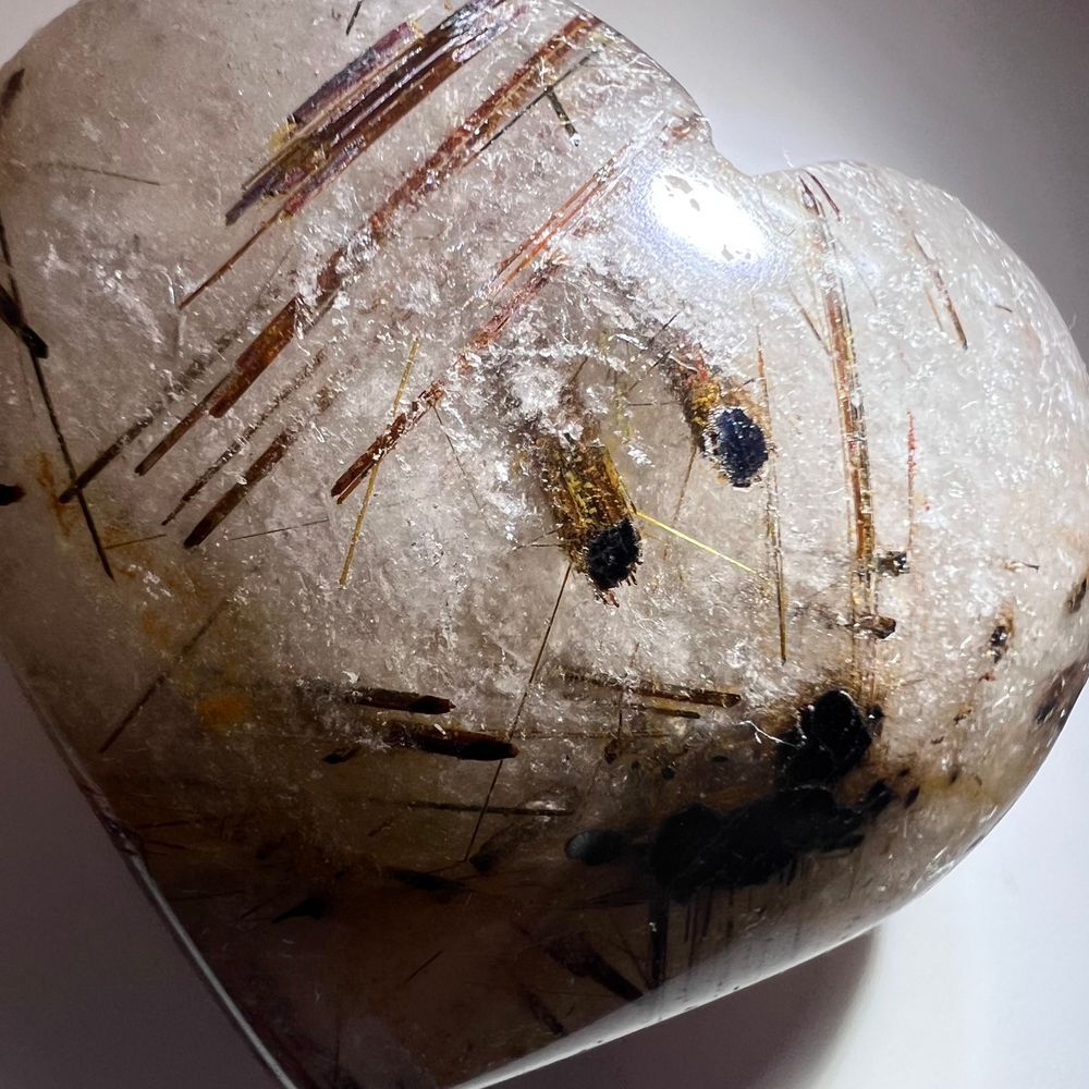 Golden Rutilated Clear‎ Quartz Heart - Picture 5 of 12